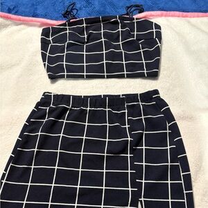 Women’s/juniors SHEIN Navy and White Checkered Set